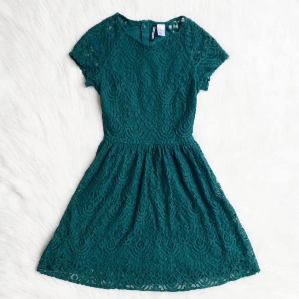 H&M DIVIDED Emerald Lace Cocktail Dress